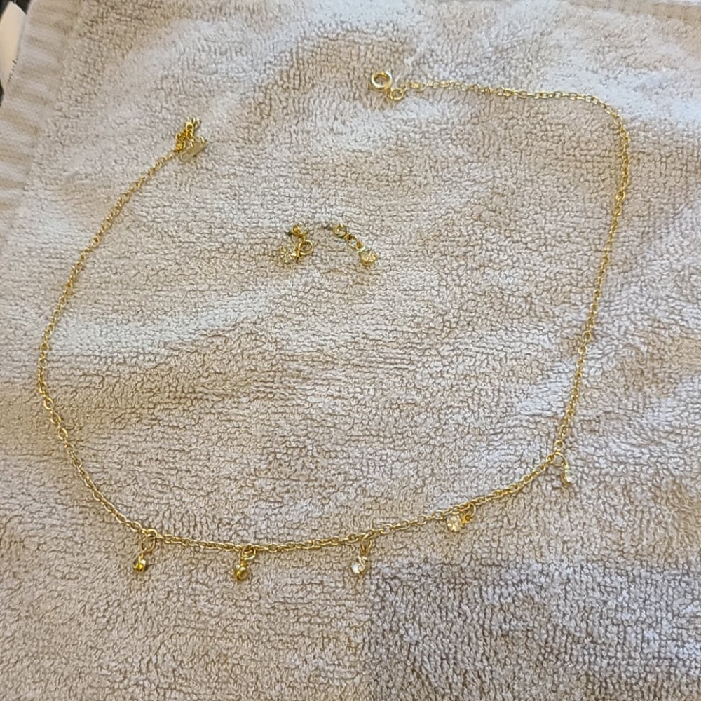 *SOLD*  Petite gold choker set